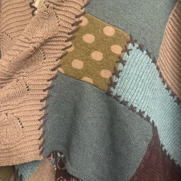 Anthropologie Sleeping on Snow Patchwork Hooded Cape‎ Shawl Rare Sweater Boho - Picture 5 of 14